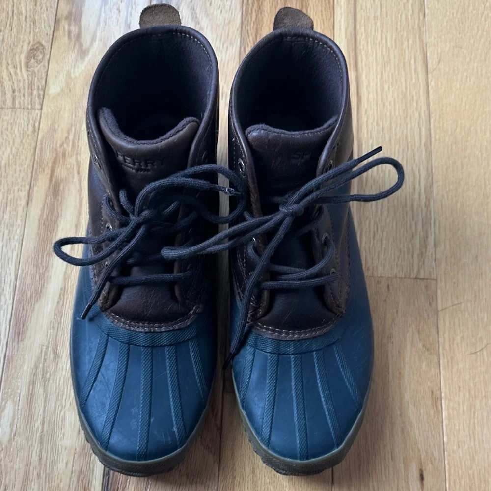 Sperry Men's Navy and Brown Duck Boots
